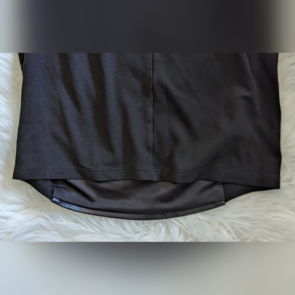 EUC 41 Hawthorn black faux leather front panel elastic waist curved hemline - Picture 6 of 9